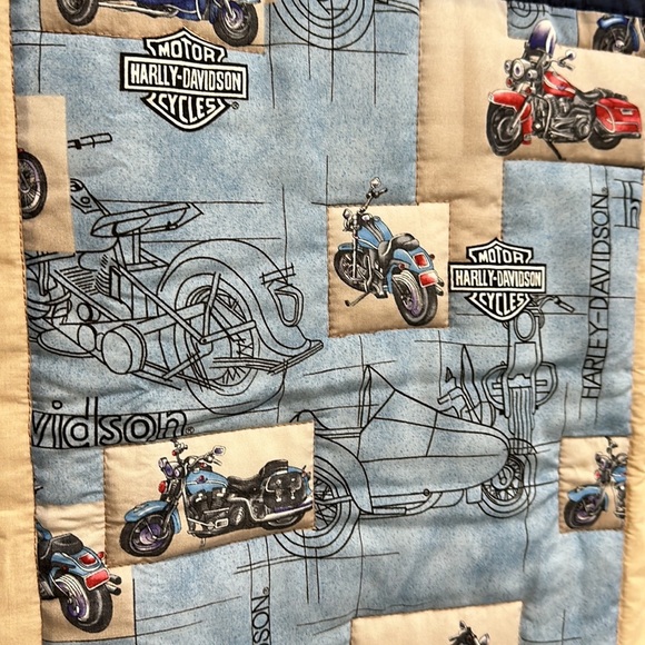 Harley-Davidson Hand Made Quilt - Picture 6 of 8